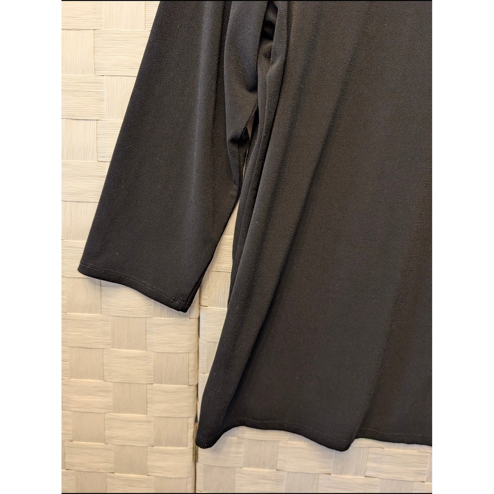 Banana Republic Black Split V-Neck Satin Trim Crepe Top Large Womens Top - Picture 8 of 10